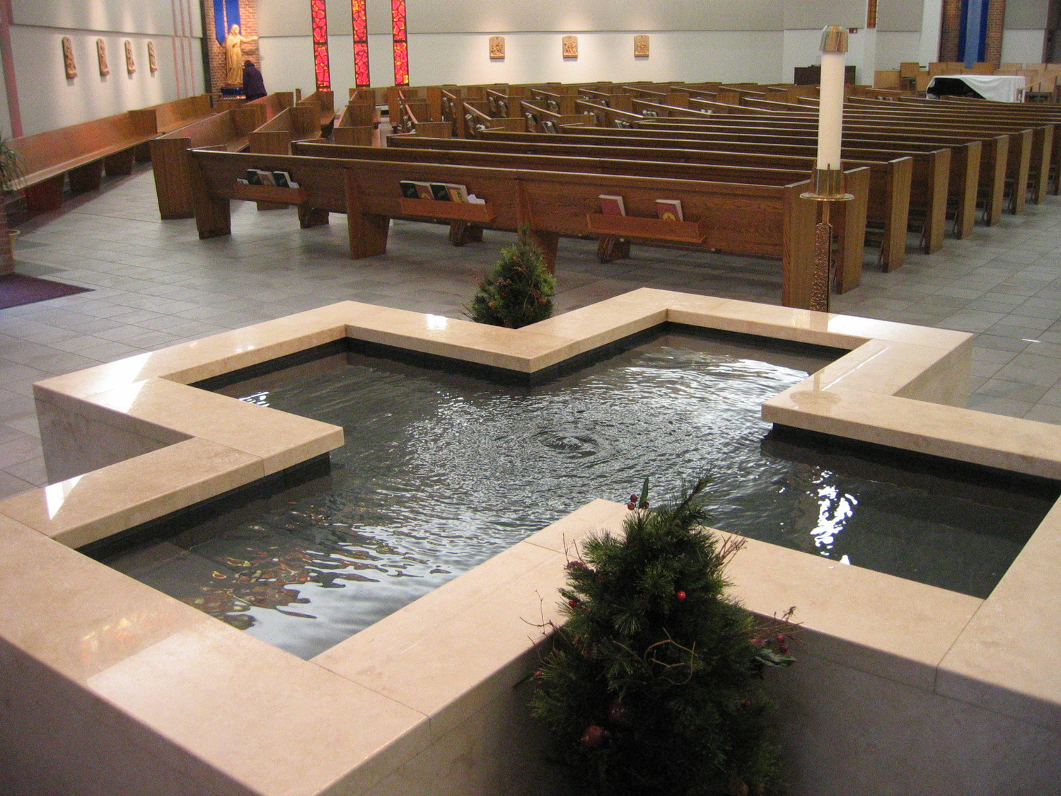 Cruciform Baptismal Font with Living Water Effect, St. Pius X Church, Urbandale, IA.